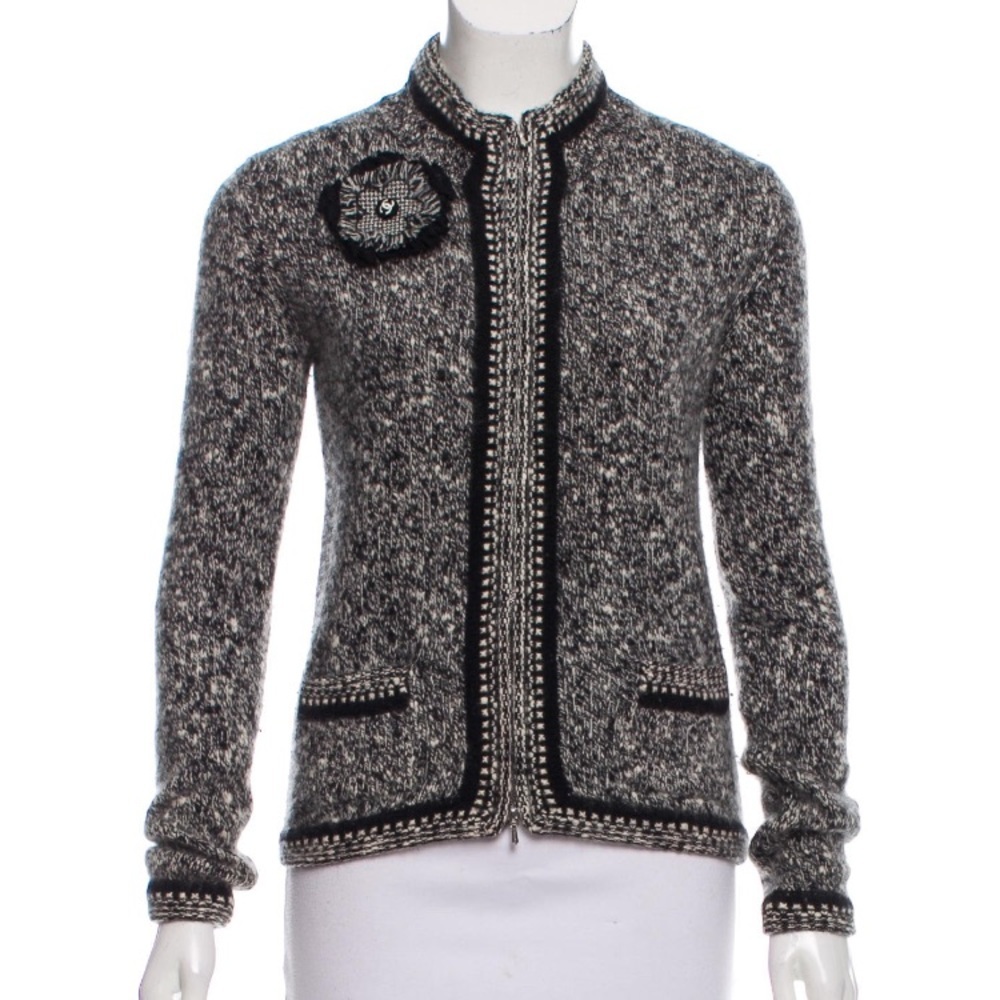 Chanel beautiful Cashmere Cardigan